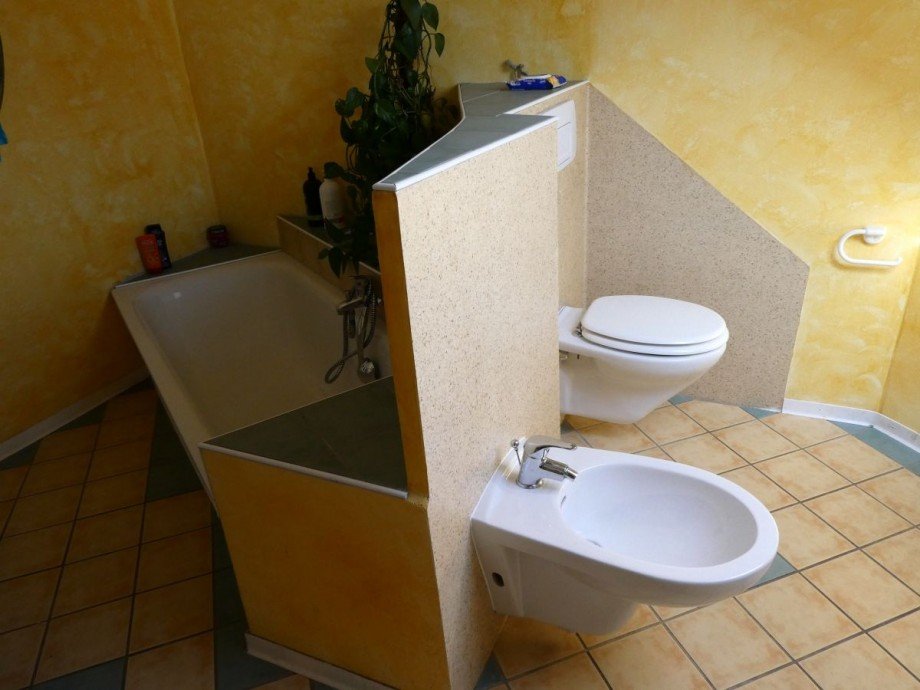 Whg. 2 Badezimmer Einfamilienhaus Semmenstedt