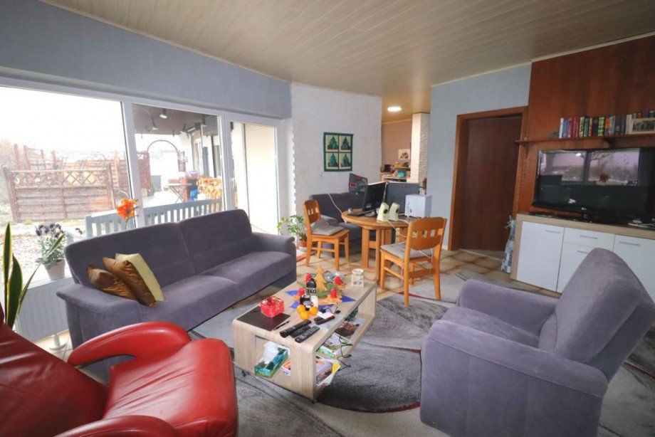Wohnzimmer mit Gartenausblick Bungalow Klein Vahlberg
