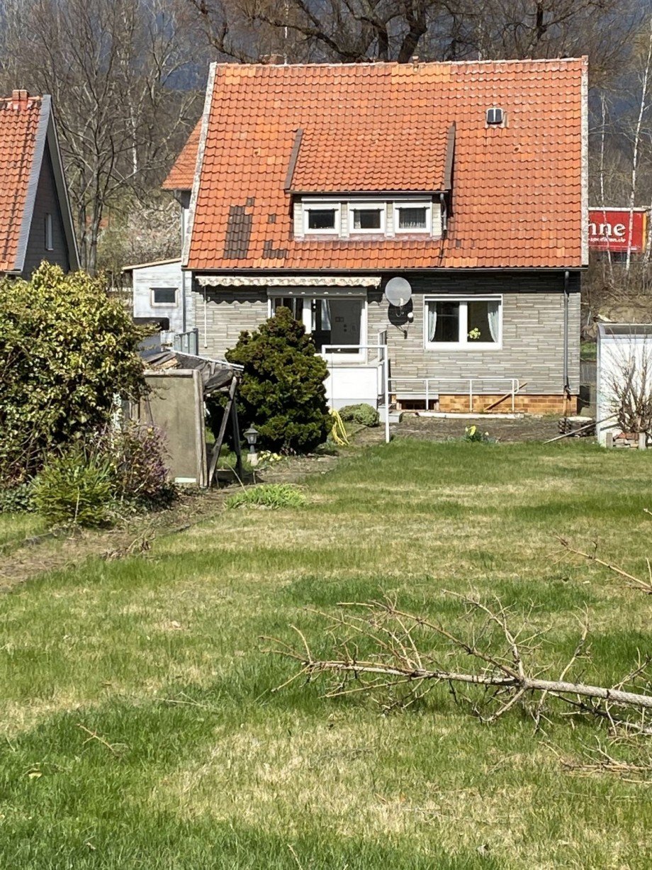 Hausansicht Gartenseite Einfamilienhaus Vienenburg