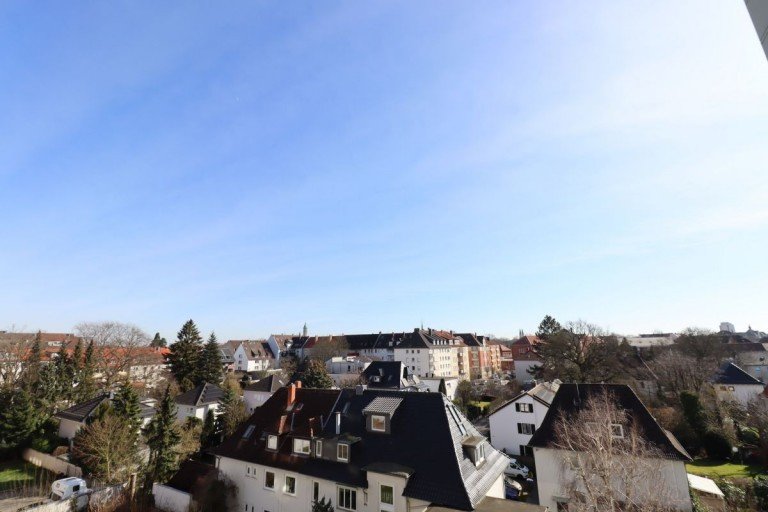 Ausblick Balkon Braunschweig Wohnung VERKAUFT ! Balkonwohnung mit Tiefgaragen SP in zentraler Lage....