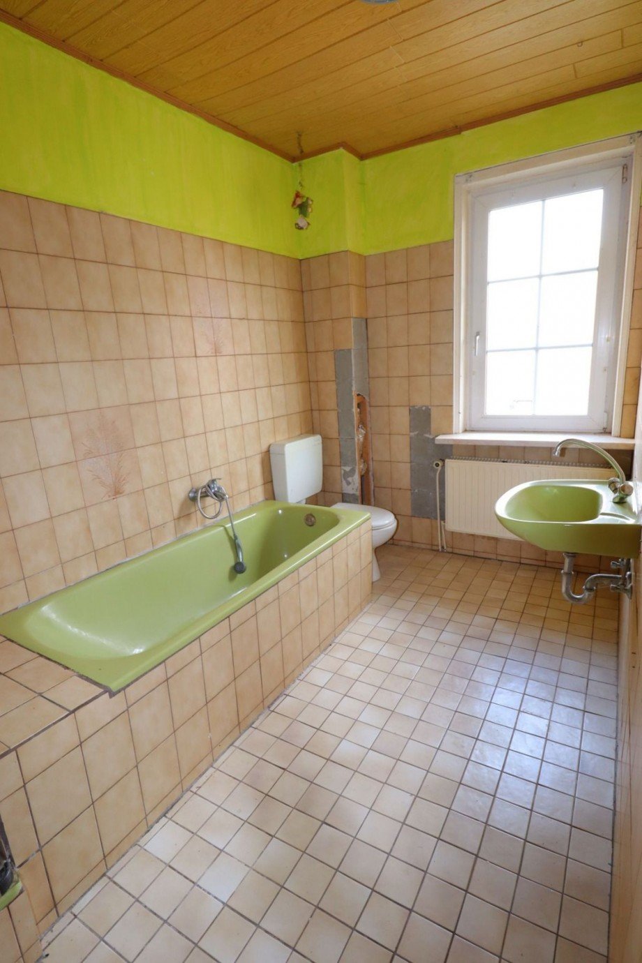 Badezimmer obere Etage Einfamilienhaus Gevensleben