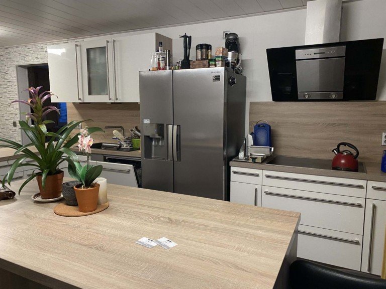 Neuwertige K�che EG Gro� Mahner Salzgitter Einfamilienhaus VERKAUFT ! Gro�es Generationshaus mit viel Potenzial !