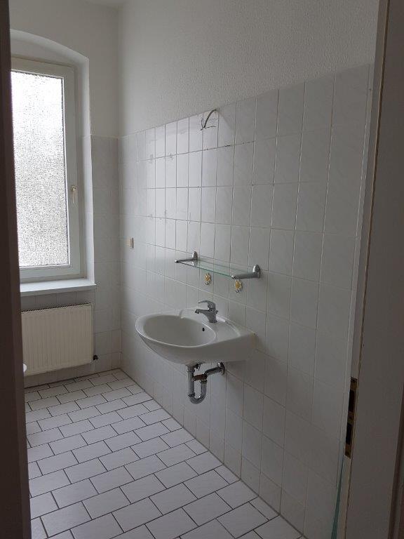 20170720 Bad2 Etagenwohnung Magdeburg