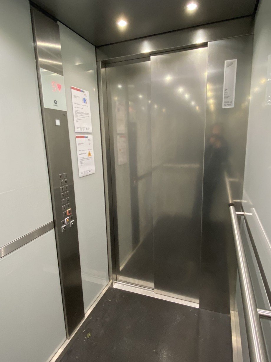 neuertiger Aufzug Wohnung Braunschweig